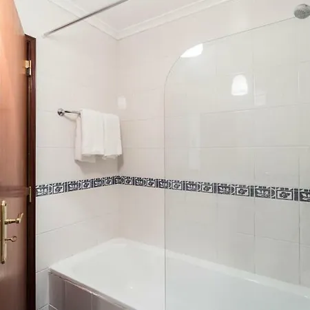 Liberty Always Apartment Lisbon